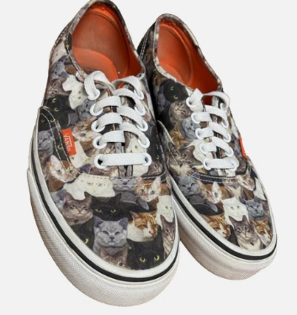 VANS Authentic ASPCA Cats Kittens Print Lace Up Low Top Sneakers Women's